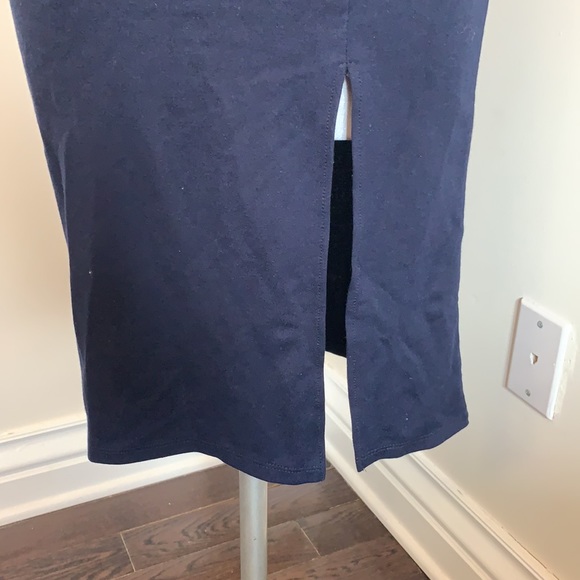 Forever 21 navy blue slit midi skirt - Picture 3 of 4